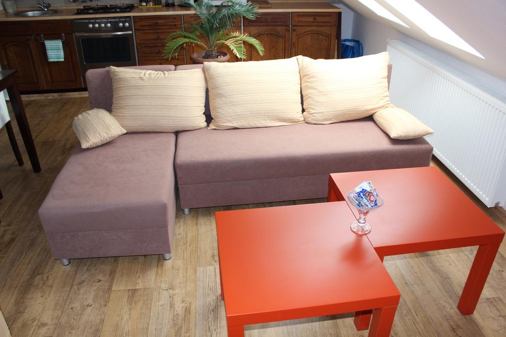 Orange Loft Apartment Kájov Zimmer foto